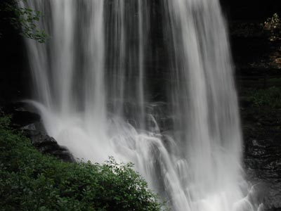 ../images/19_behind_dry_falls.jpg