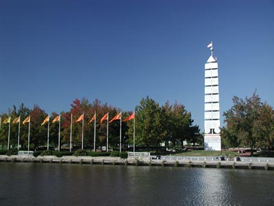 ../images/45_columbusmemorial.jpg